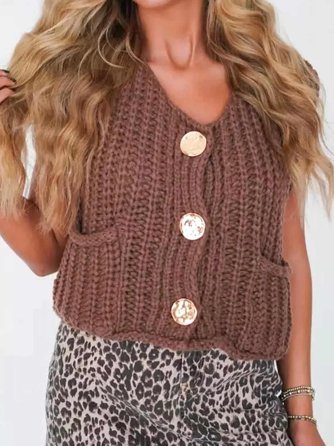 KEOMUD Women's Sleeveless Cropped Knit Cardigan 2025 Casual Button Down Crochet Sweater Vest Tops with Pockets