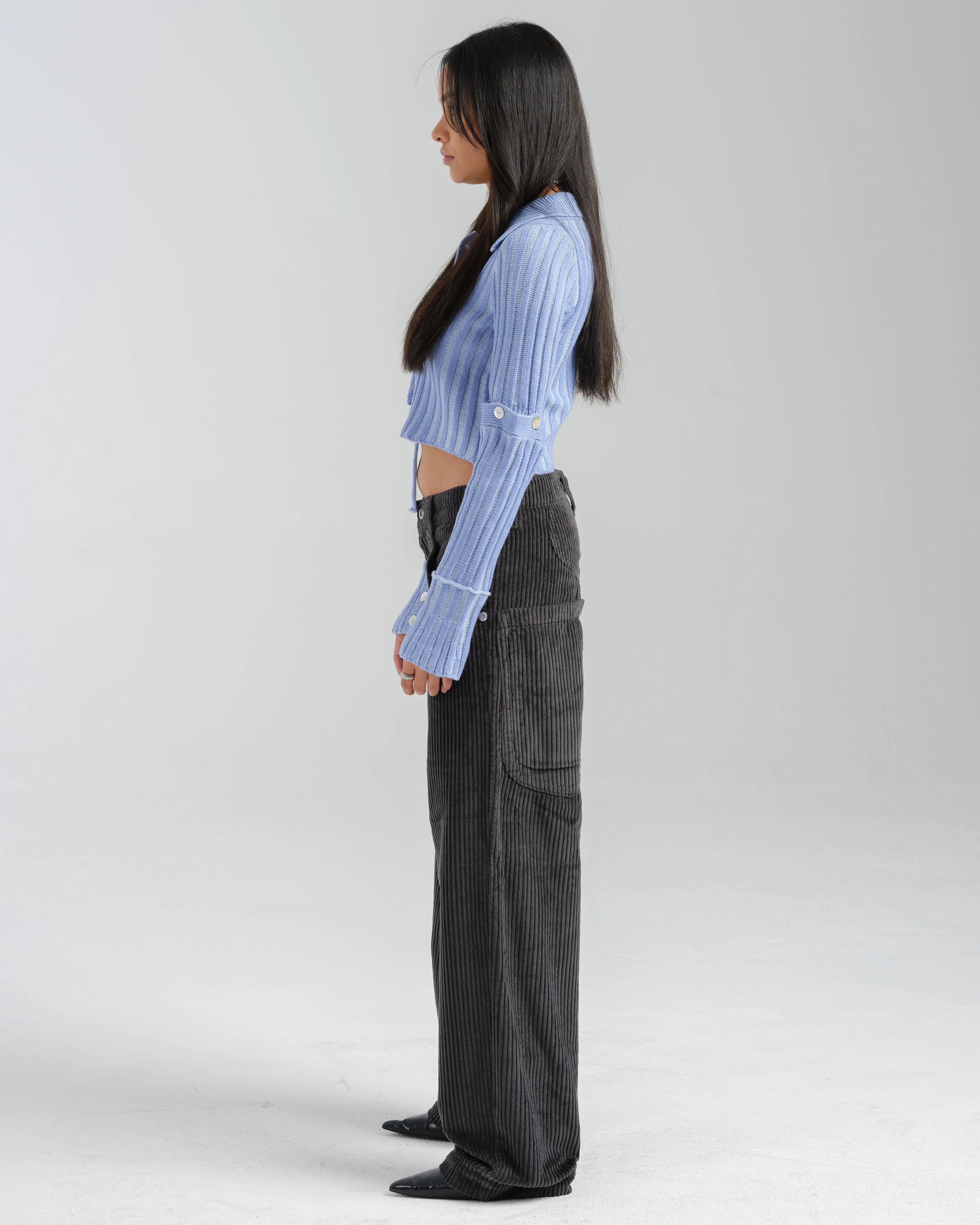 W169 Low Down. 20". 4 Wale Corduroy. Magnet