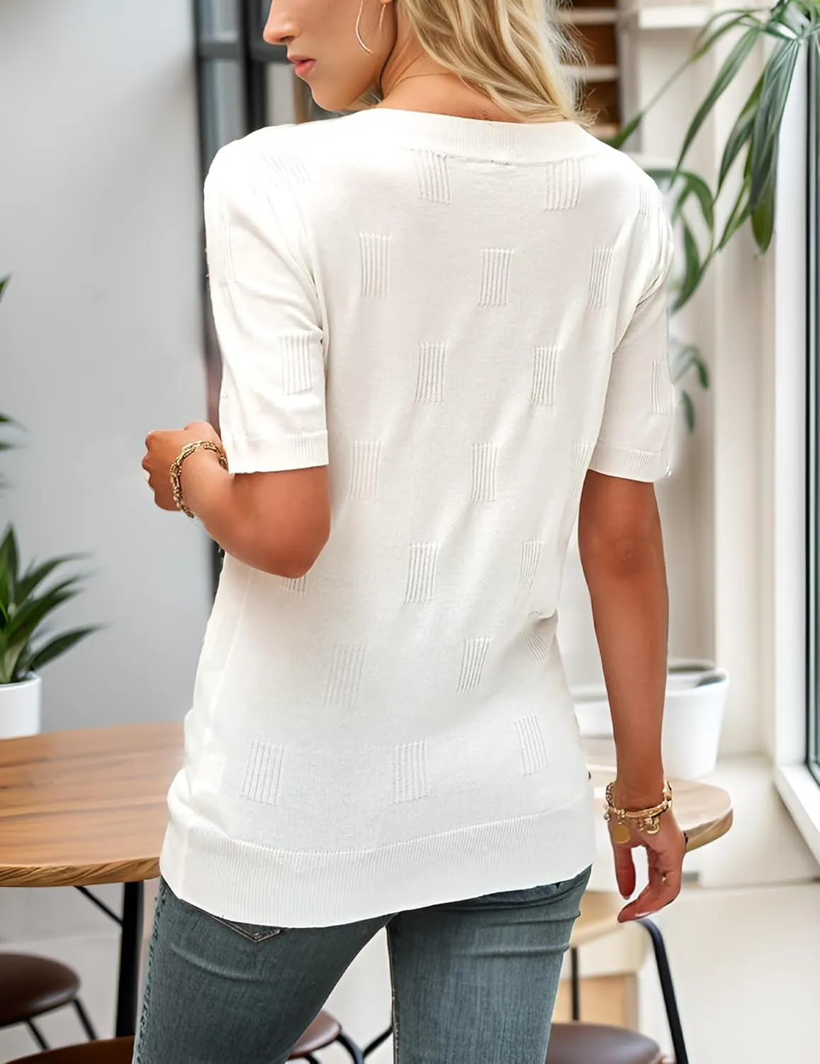 Womens Tops 2025 Spring Summer Short Sleeve V Neck Sweaters Trendy Dressy Casual Blouse Lightweight Knit Shirts