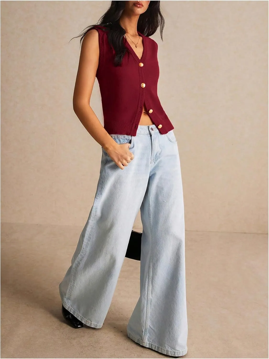 Women's V Neck Sweater Vest Button Down Sleeveless Vest Cardigan Casual Knit Vest